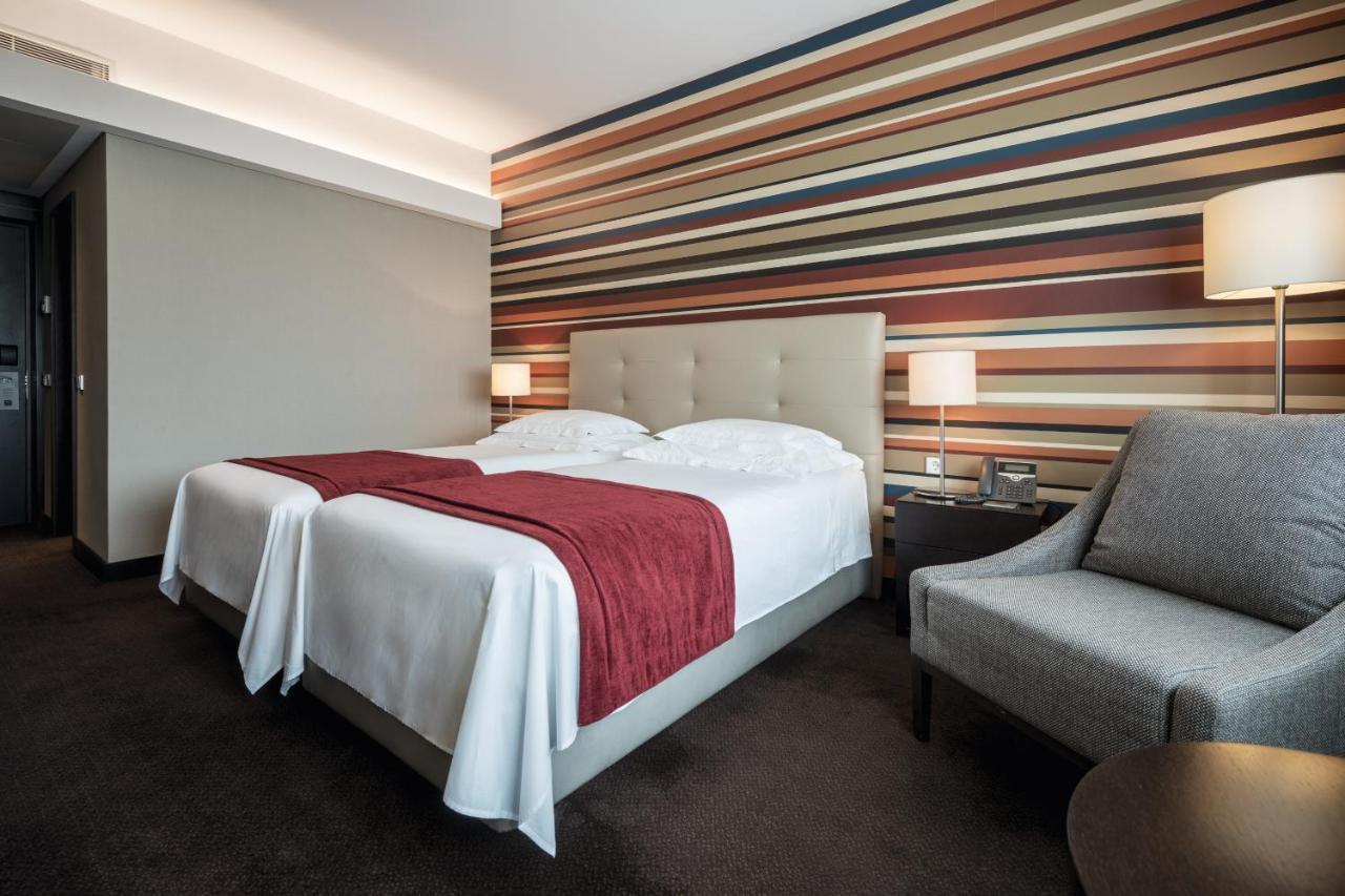 Hotel Tropico Luanda Ngoại thất bức ảnh