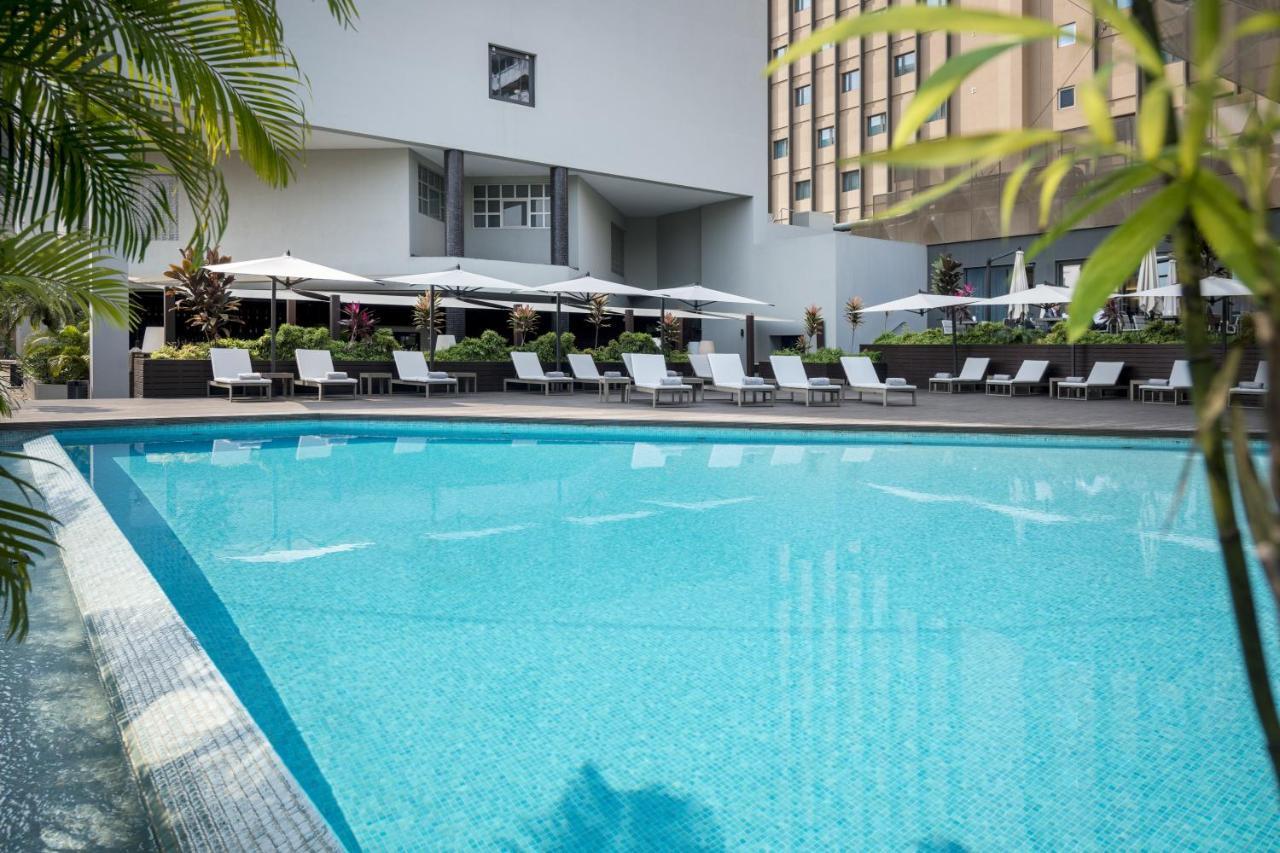 Hotel Tropico Luanda Ngoại thất bức ảnh